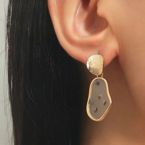 Elegant Gold Speckled Drop Asymmetric Oval Hoop Earrings